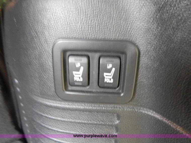 image for item I1239 2006 Lincoln Navigator Ultimate SUV