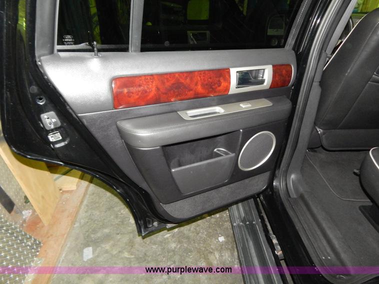 image for item I1239 2006 Lincoln Navigator Ultimate SUV