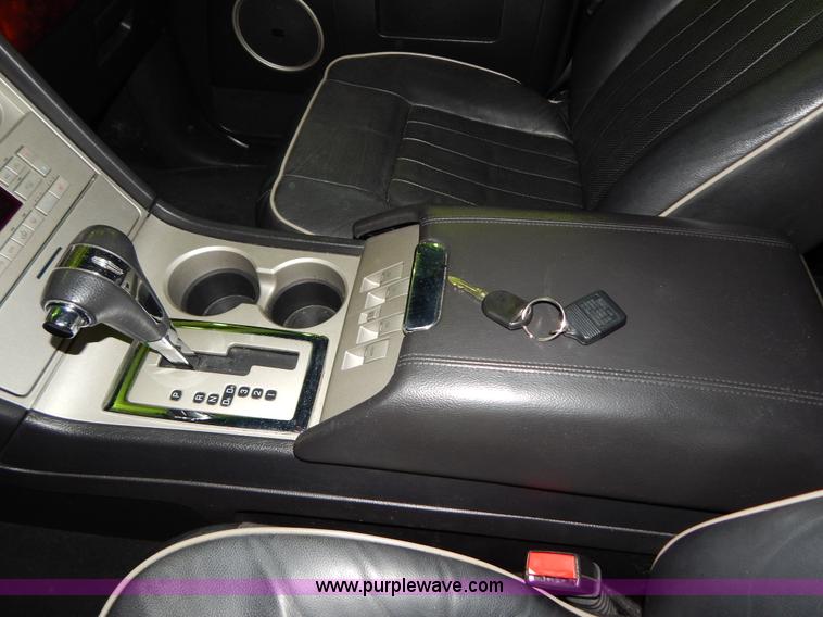 image for item I1239 2006 Lincoln Navigator Ultimate SUV