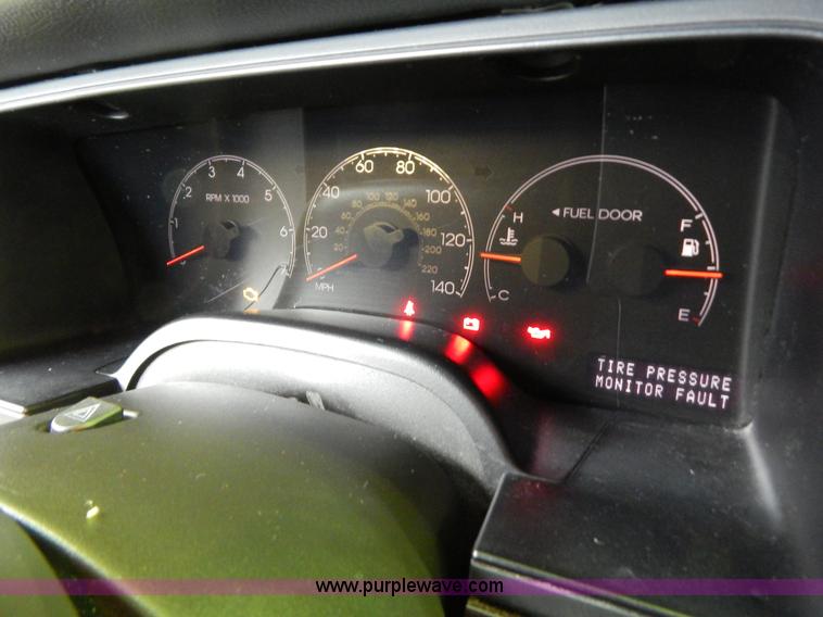 image for item I1239 2006 Lincoln Navigator Ultimate SUV