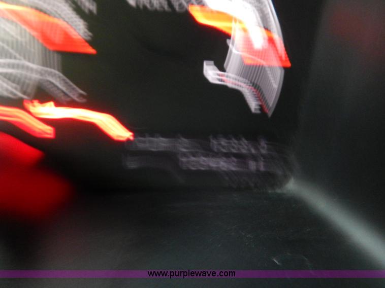 image for item I1239 2006 Lincoln Navigator Ultimate SUV