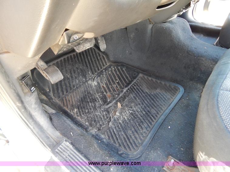 image for item I1240 2005 Ford Crown Victoria Police Interceptor