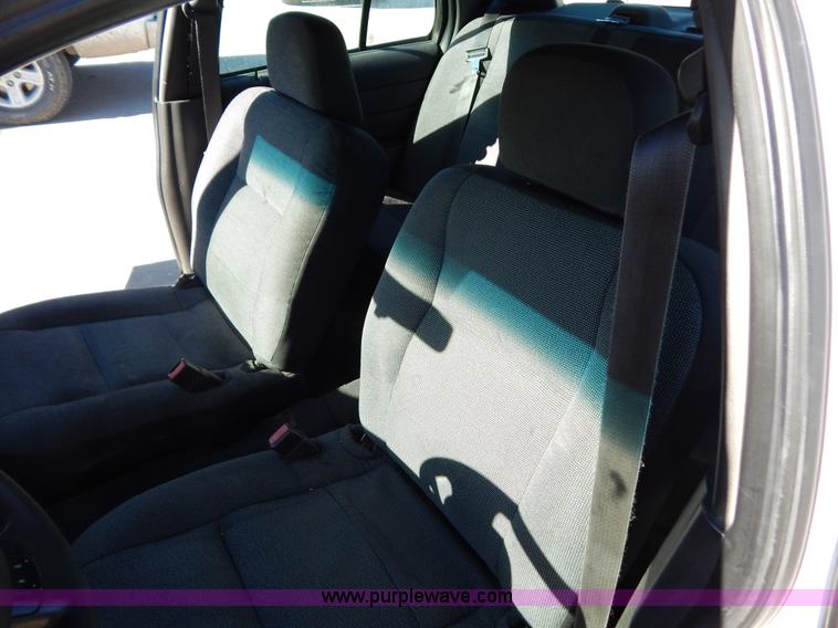 image for item I1240 2005 Ford Crown Victoria Police Interceptor