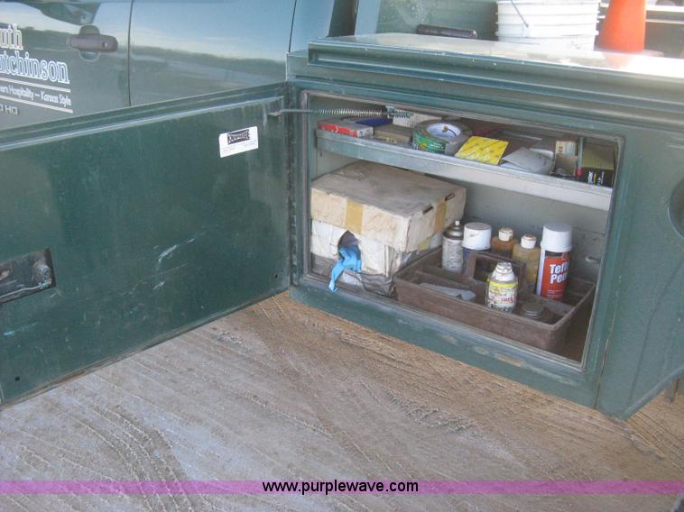 image for item I5737 2007 Chevrolet Silverado 3500HD Ext. Cab utility truck