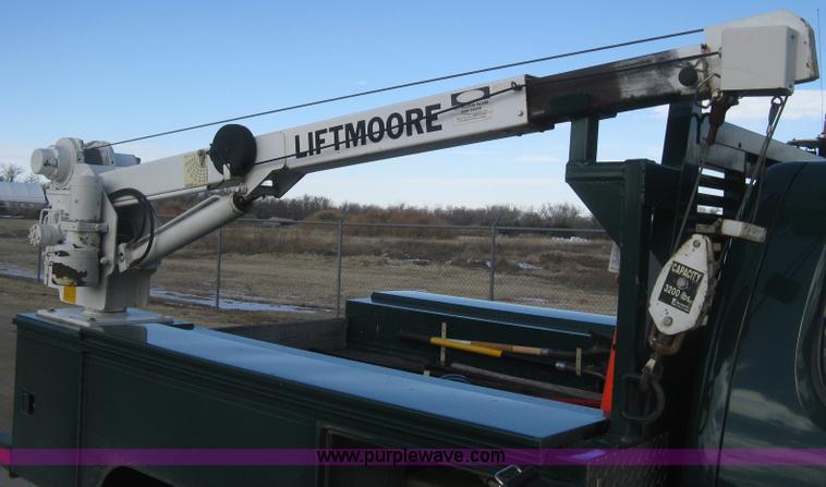 image for item I5737 2007 Chevrolet Silverado 3500HD Ext. Cab utility truck