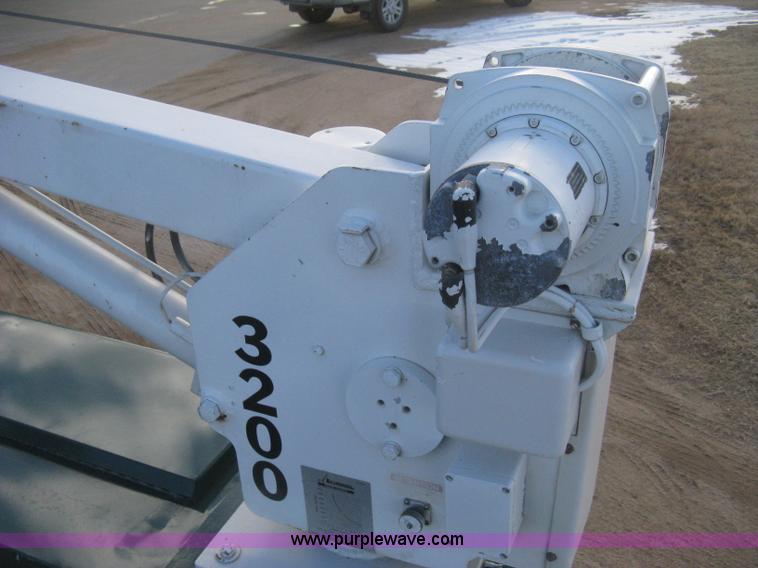 image for item I5737 2007 Chevrolet Silverado 3500HD Ext. Cab utility truck