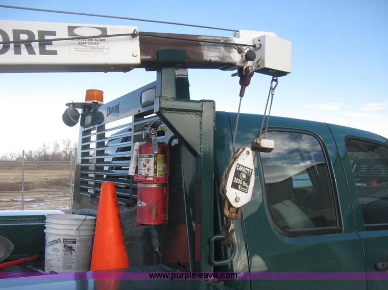 image for item I5737 2007 Chevrolet Silverado 3500HD Ext. Cab utility truck