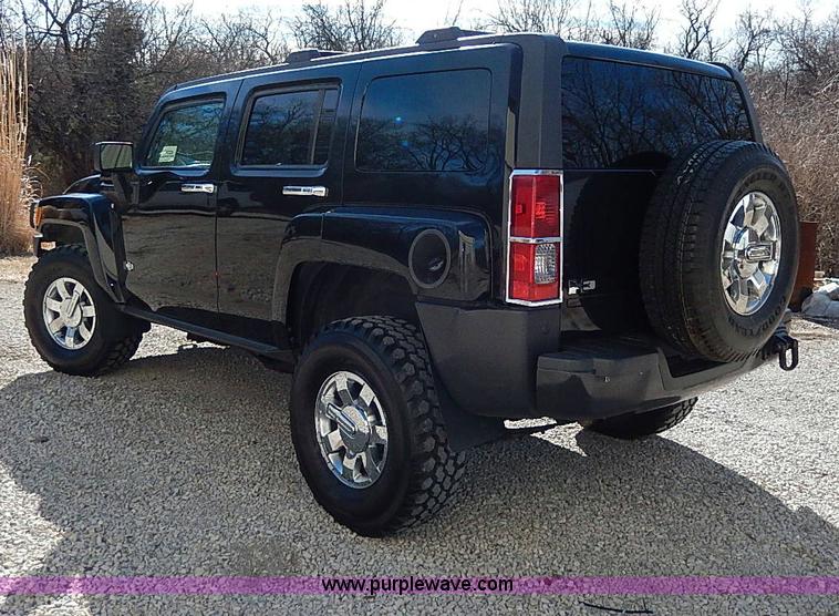 image for item I9415 2006 Hummer H3 SUV