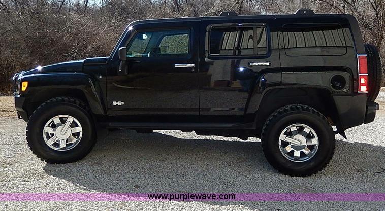 image for item I9415 2006 Hummer H3 SUV
