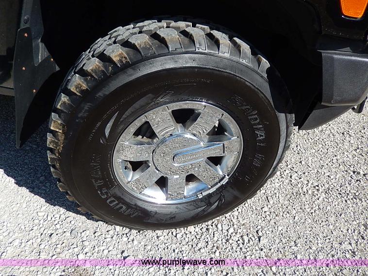 image for item I9415 2006 Hummer H3 SUV