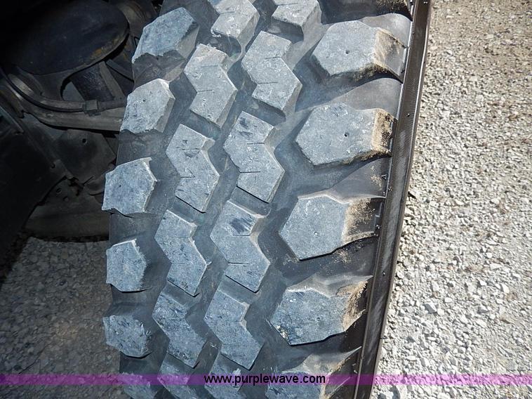 image for item I9415 2006 Hummer H3 SUV