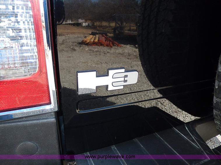 image for item I9415 2006 Hummer H3 SUV