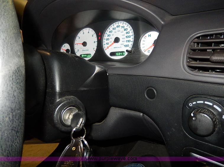 image for item I9432 2000 Dodge Intrepid ES