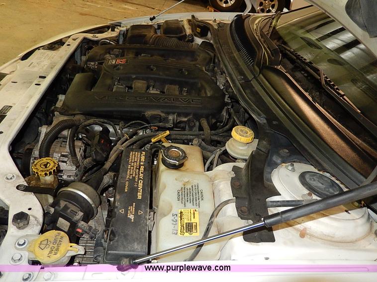 image for item I9432 2000 Dodge Intrepid ES