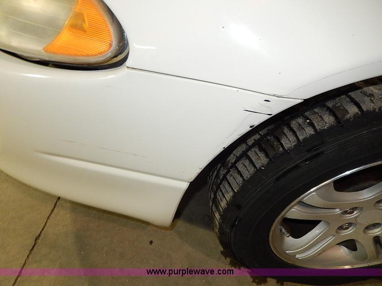 image for item I9432 2000 Dodge Intrepid ES