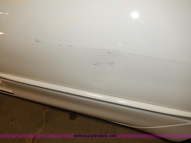 image for item I9432 2000 Dodge Intrepid ES