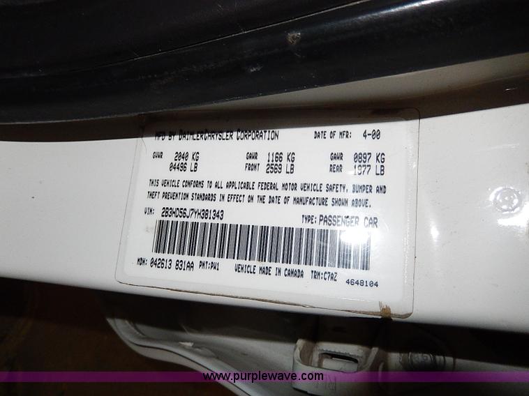 image for item I9432 2000 Dodge Intrepid ES