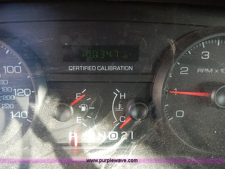 image for item I9434 2007 Ford Crown Victoria Police Interceptor