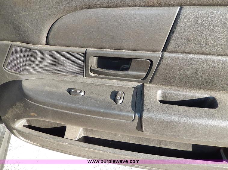 image for item I9434 2007 Ford Crown Victoria Police Interceptor