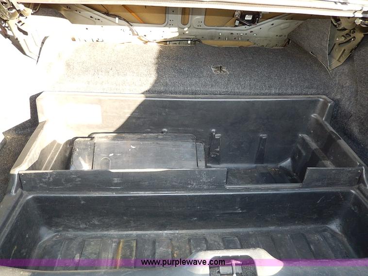 image for item I9434 2007 Ford Crown Victoria Police Interceptor