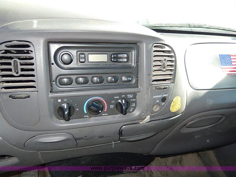 image for item I9449 1999 Ford F150 XL pickup truck