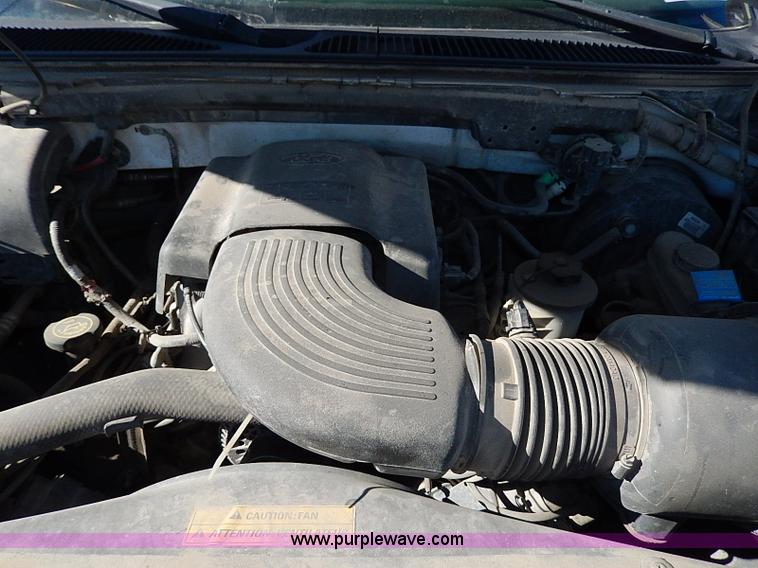 image for item I9449 1999 Ford F150 XL pickup truck