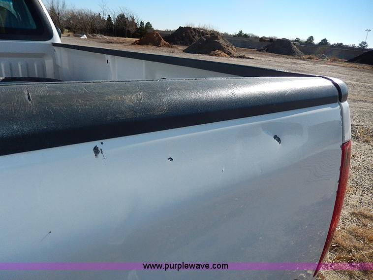 image for item I9449 1999 Ford F150 XL pickup truck