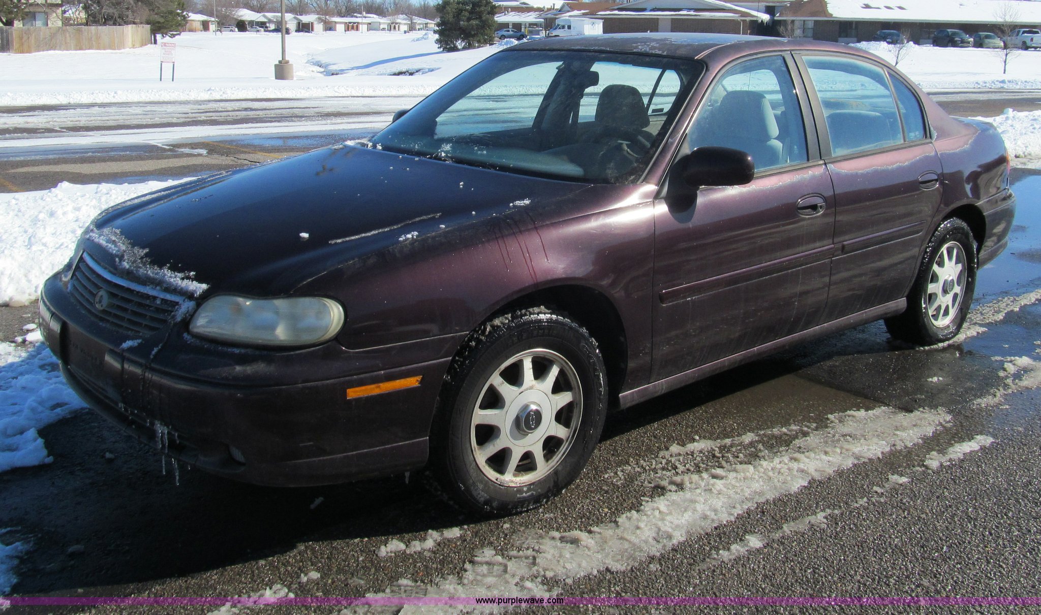 1998 Chevrolet Malibu LS in Wichita, KS Item G9536 sold Purple Wave