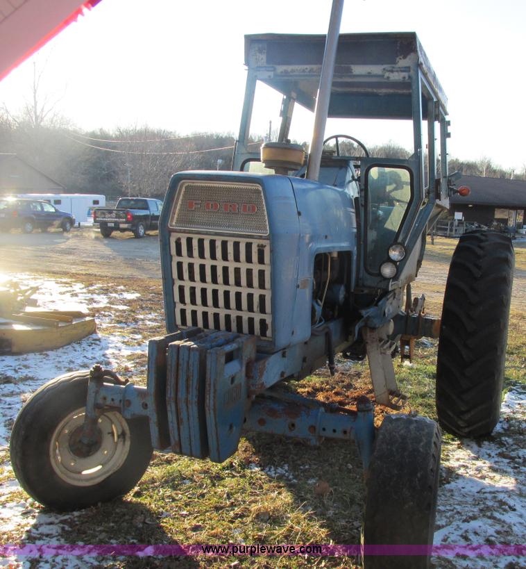 image for item AB9291 Ford 8600 tractor