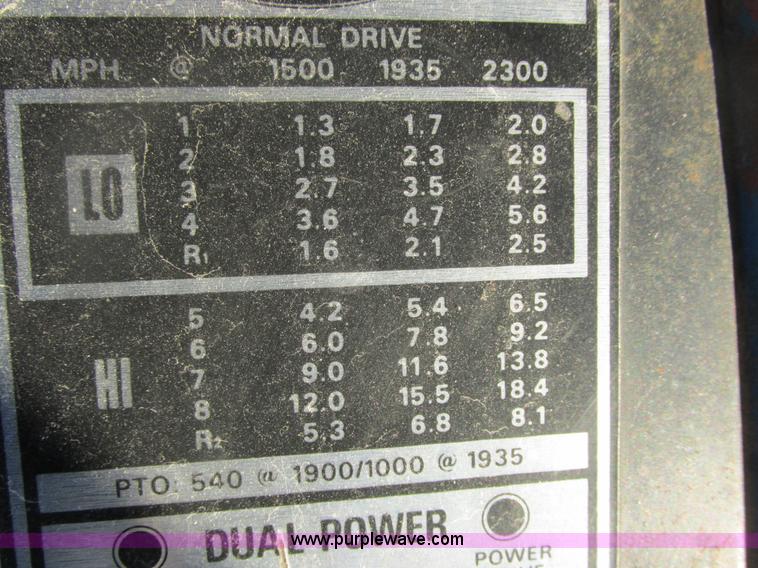 image for item AB9291 Ford 8600 tractor