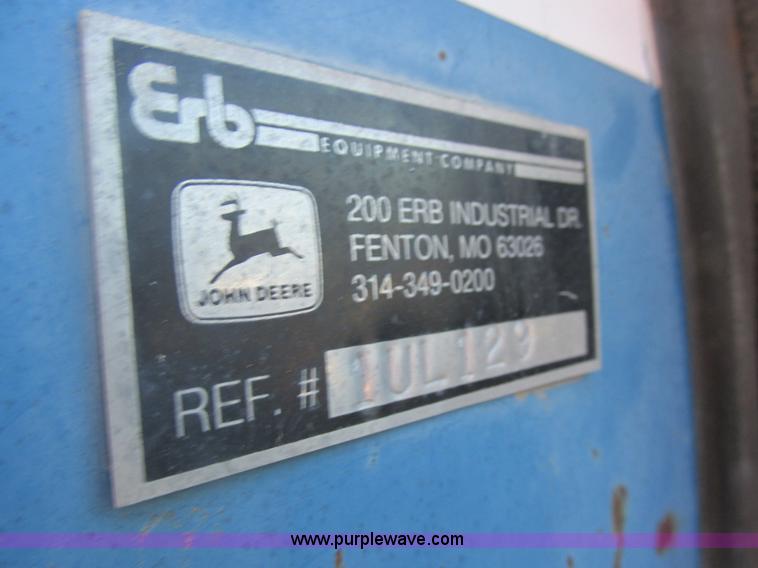 image for item AB9291 Ford 8600 tractor