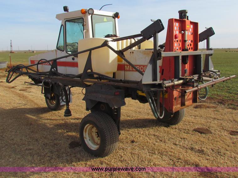 image for item AE9041 SpraCoupe 220 self-propelled sprayer