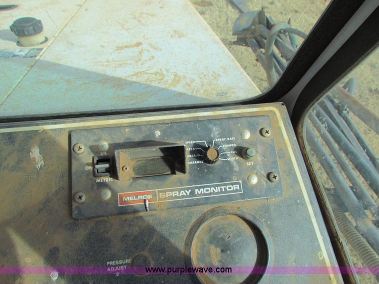 image for item AE9041 SpraCoupe 220 self-propelled sprayer