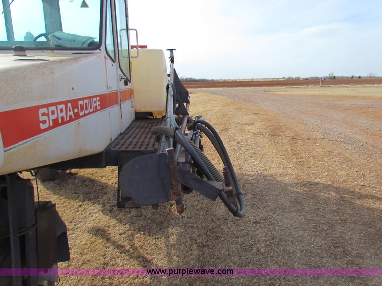 image for item AE9041 SpraCoupe 220 self-propelled sprayer