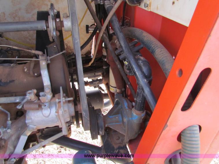 image for item AE9041 SpraCoupe 220 self-propelled sprayer