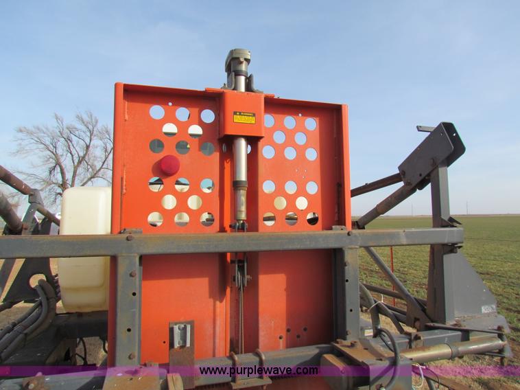 image for item AE9041 SpraCoupe 220 self-propelled sprayer