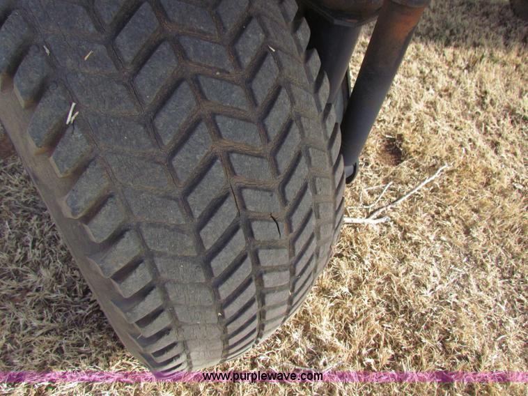 image for item AE9041 SpraCoupe 220 self-propelled sprayer