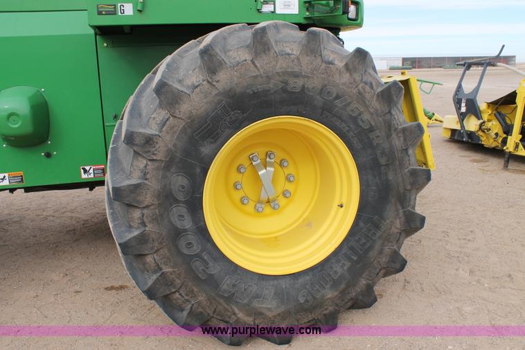 image for item C3700 2011 John Deere 7950 forage harvester