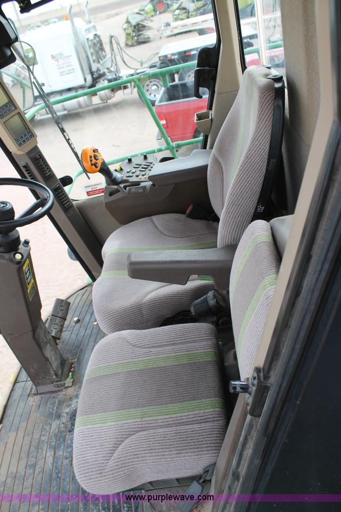 image for item C3700 2011 John Deere 7950 forage harvester