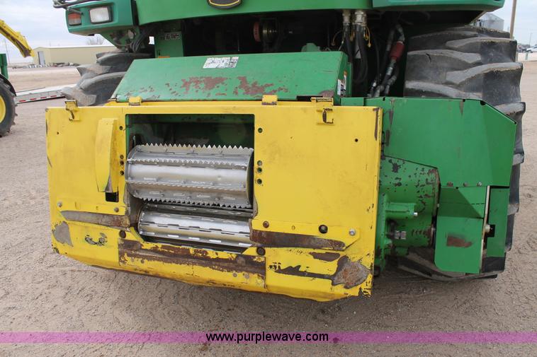 image for item C3701 2006 John Deere 7500 forage harvester