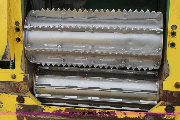 image for item C3701 2006 John Deere 7500 forage harvester