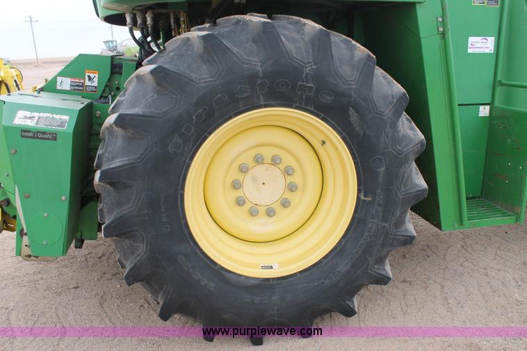 image for item C3701 2006 John Deere 7500 forage harvester