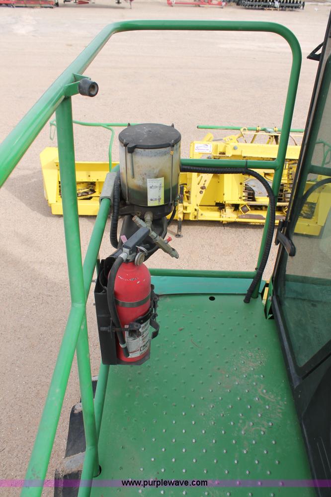 image for item C3701 2006 John Deere 7500 forage harvester
