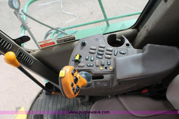 image for item C3701 2006 John Deere 7500 forage harvester