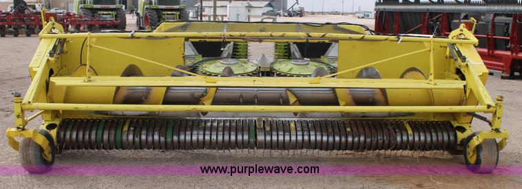 image for item C3702 2005 John Deere 645B hay pickup head
