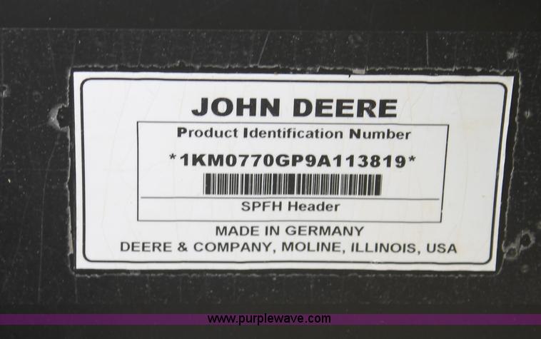 image for item C3704 2009 John Deere 770 rotary forage head