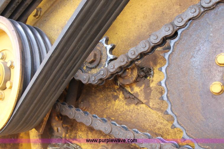 image for item C3710 2006 New Holland HW365 swather