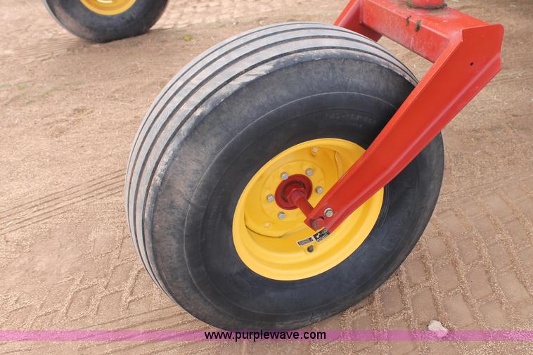 image for item C3710 2006 New Holland HW365 swather