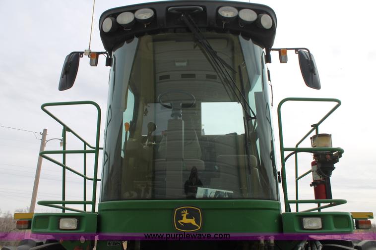 image for item C3711 2004 John Deere 7800 forage harvester