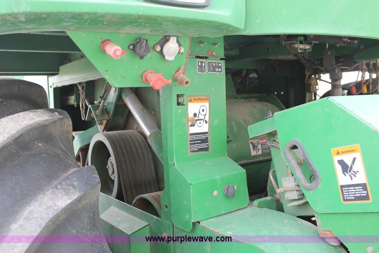 image for item C3711 2004 John Deere 7800 forage harvester